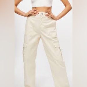 urban outfitters high waisted BDG cream cargo pants size 29